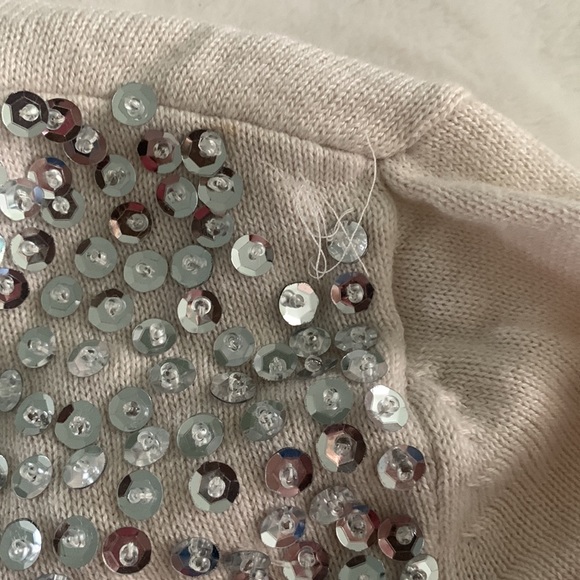 Sequin cardigan 🤍 - Picture 3 of 5